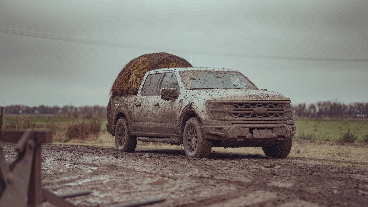 Ford F-150 Tremor en la cuenca lechera: barro, vacas y rollos
