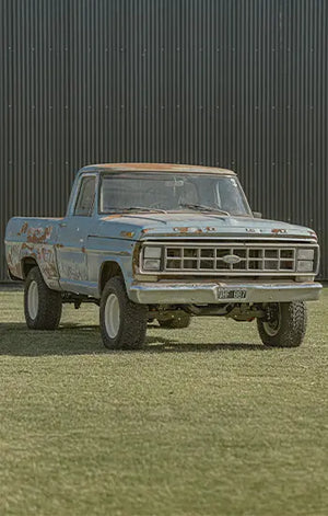 FORD F100