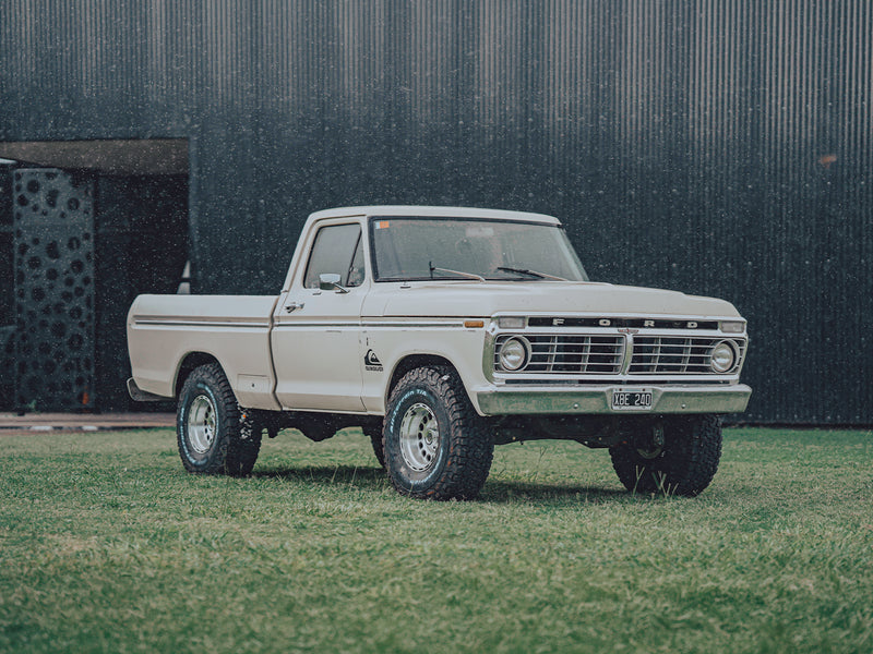 FORD F100